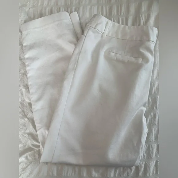 Liz Claiborne White Cropped Pants - Picture 16 of 16